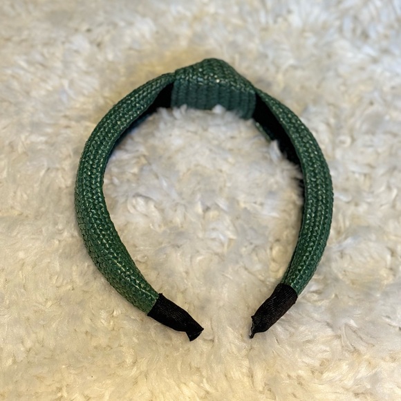 Green headband - Picture 4 of 4